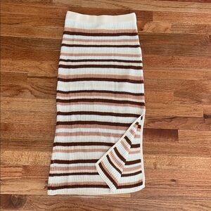 Le Lis Neutral Striped Midi Knit Skirt Women’s Size Small